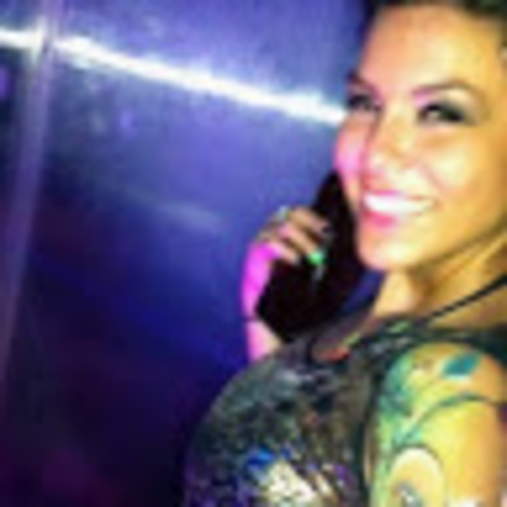 Meet your Posher, Vanessa